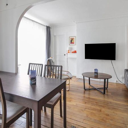 Charming Flat With Balcony In The Centre Of Paris - Welkeys Apartment Bagian luar foto