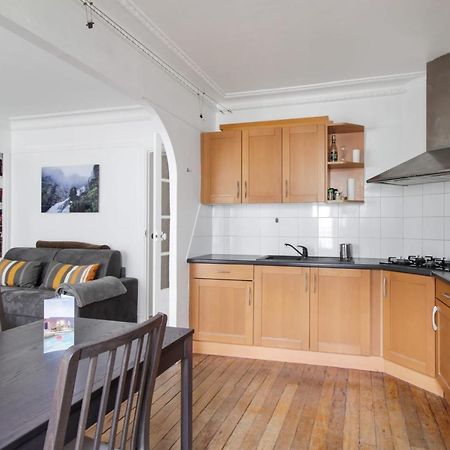 Charming Flat With Balcony In The Centre Of Paris - Welkeys Apartment Bagian luar foto